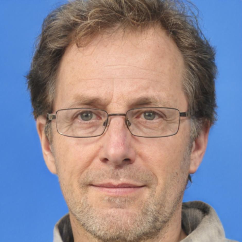 Ahmet Yılmaz - Baş Eğitmen